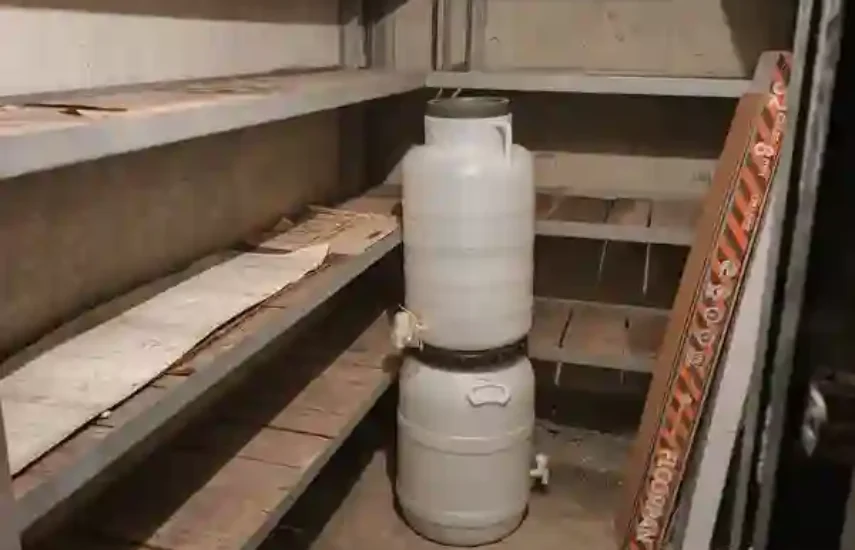разчистване на мазета